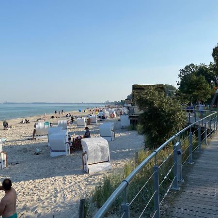 Moderne 3-Zi-Wohnung Mit Meerblick Direkt Am Strand Scharbeutz Eksteriør bilde