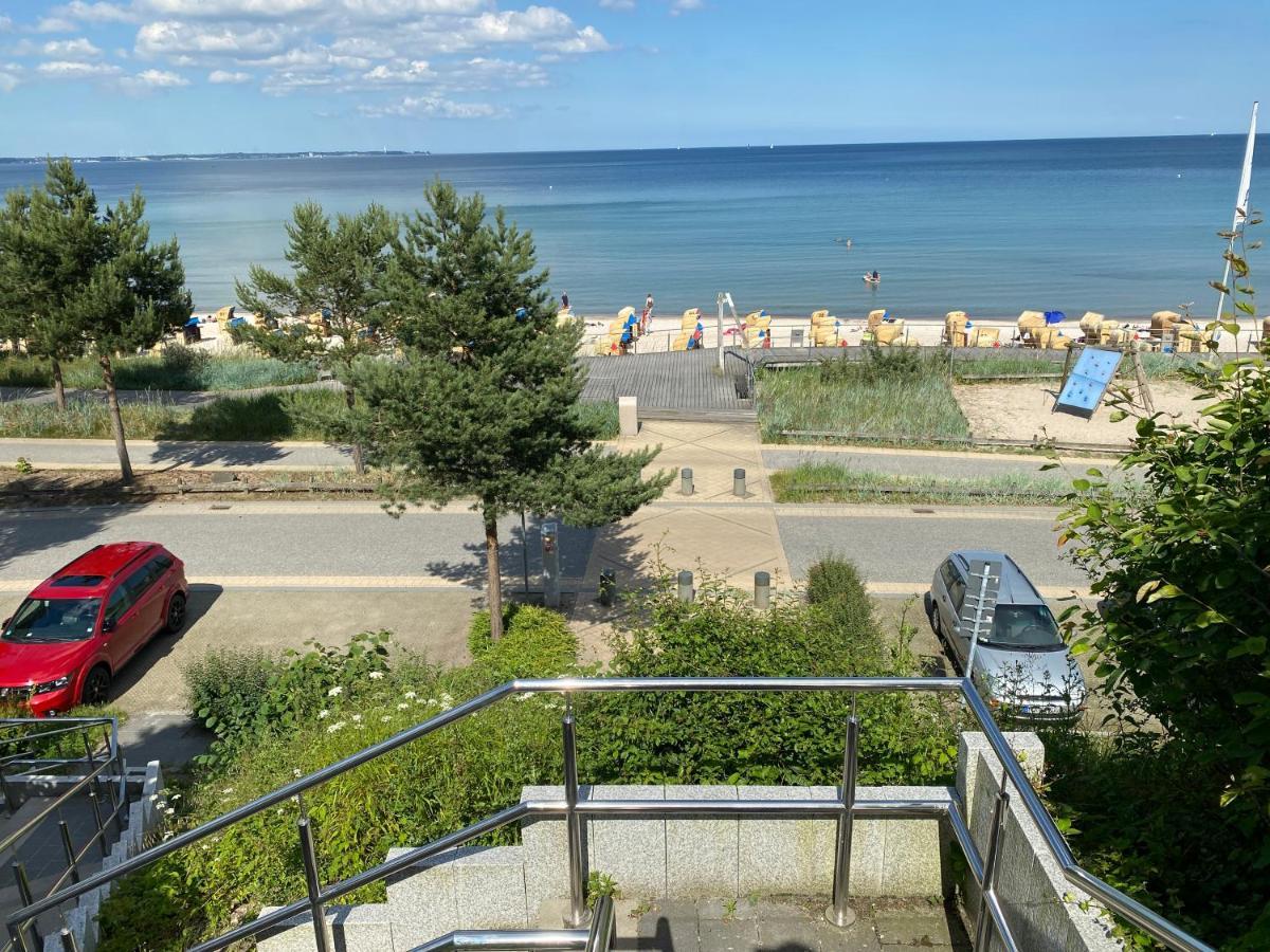 Moderne 3-Zi-Wohnung Mit Meerblick Direkt Am Strand Scharbeutz Eksteriør bilde